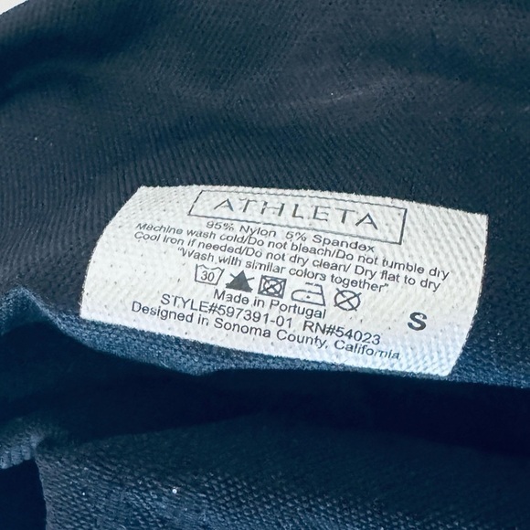 ATHLETA Cropped Ruched Leggings - Picture 5 of 5